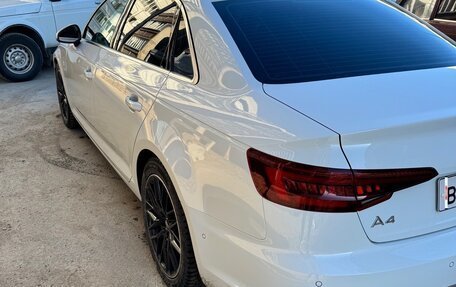 Audi A4, 2018 год, 2 300 000 рублей, 5 фотография