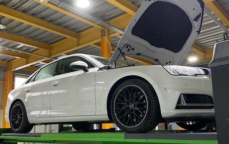 Audi A4, 2018 год, 2 300 000 рублей, 9 фотография