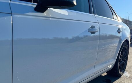 Audi A4, 2018 год, 2 300 000 рублей, 7 фотография