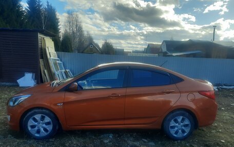 Hyundai Solaris II рестайлинг, 2014 год, 750 000 рублей, 2 фотография