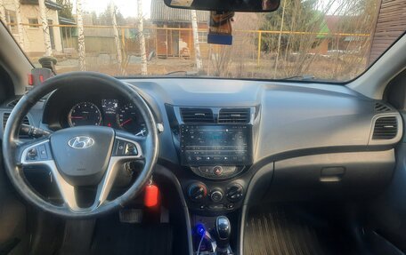 Hyundai Solaris II рестайлинг, 2014 год, 750 000 рублей, 7 фотография