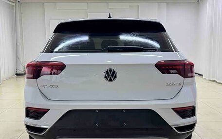 Volkswagen T-Roc I, 2022 год, 1 960 000 рублей, 6 фотография