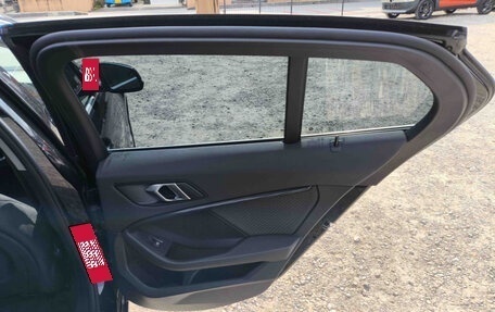 BMW 1 серия, 2021 год, 1 250 000 рублей, 21 фотография