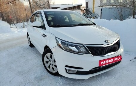 KIA Rio III рестайлинг, 2016 год, 850 000 рублей, 2 фотография