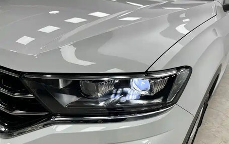 Volkswagen T-Roc I, 2022 год, 1 820 000 рублей, 7 фотография