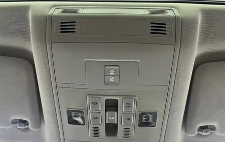 Volkswagen T-Roc I, 2022 год, 1 820 000 рублей, 16 фотография