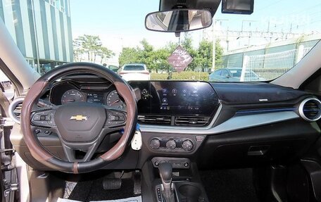 Chevrolet Trax, 2023 год, 1 489 000 рублей, 5 фотография