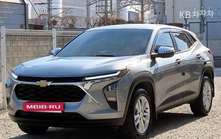 Chevrolet Trax, 2023 год, 1 489 000 рублей, 2 фотография