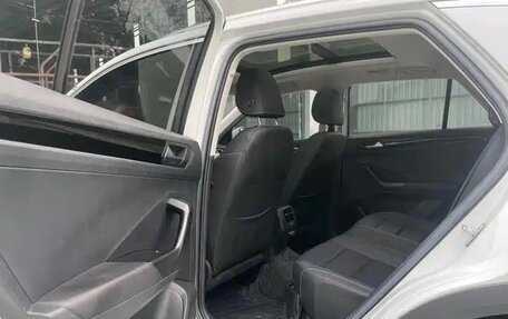 Volkswagen T-Roc I, 2022 год, 1 933 000 рублей, 20 фотография