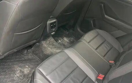 Volkswagen T-Roc I, 2022 год, 1 933 000 рублей, 19 фотография