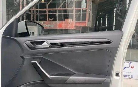 Volkswagen T-Roc I, 2022 год, 1 933 000 рублей, 23 фотография