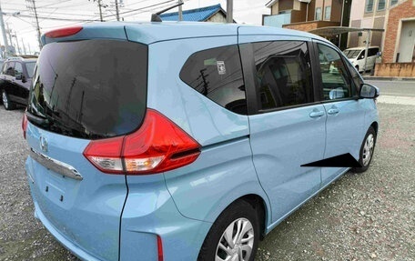 Honda Freed II, 2021 год, 1 260 000 рублей, 6 фотография