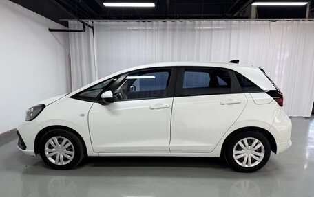 Honda Fit, 2023 год, 1 336 000 рублей, 6 фотография