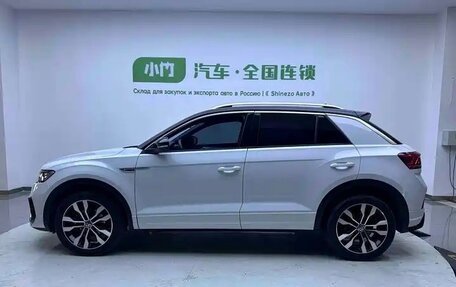 Volkswagen T-Roc I, 2022 год, 1 980 000 рублей, 4 фотография