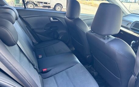 Honda Insight II рестайлинг, 2014 год, 724 000 рублей, 13 фотография