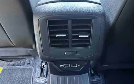 Volkswagen T-Roc I, 2022 год, 1 980 000 рублей, 8 фотография