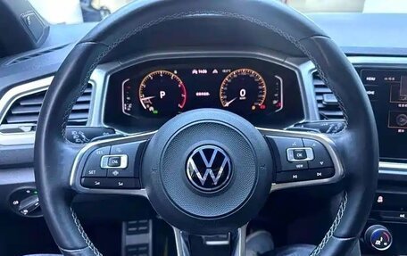 Volkswagen T-Roc I, 2022 год, 1 980 000 рублей, 12 фотография