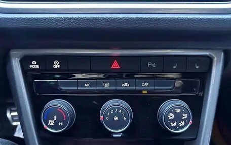 Volkswagen T-Roc I, 2022 год, 1 980 000 рублей, 14 фотография