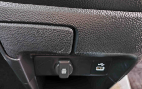 Honda Stepwgn, 2022 год, 2 050 000 рублей, 15 фотография