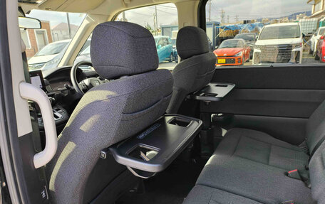 Honda Stepwgn, 2022 год, 2 050 000 рублей, 28 фотография