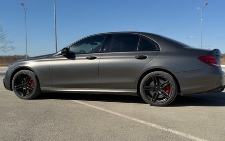 Mercedes-Benz E-Класс AMG, 2018 год, 6 500 000 рублей, 3 фотография