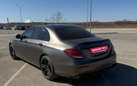 Mercedes-Benz E-Класс AMG, 2018 год, 6 500 000 рублей, 5 фотография