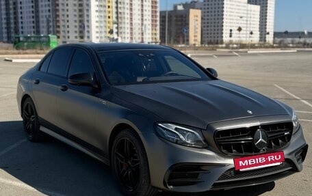 Mercedes-Benz E-Класс AMG, 2018 год, 6 500 000 рублей, 6 фотография