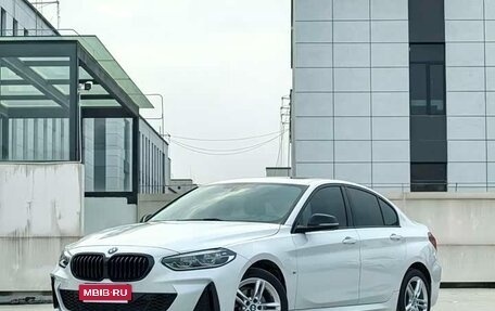 BMW 1 серия, 2023 год, 1 680 000 рублей, 1 фотография