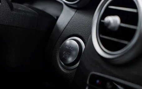 Mercedes-Benz C-Класс, 2015 год, 2 990 000 рублей, 12 фотография