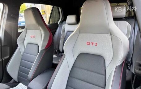 Volkswagen Golf VIII, 2023 год, 2 241 000 рублей, 8 фотография