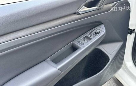 Volkswagen Golf VIII, 2023 год, 2 241 000 рублей, 13 фотография