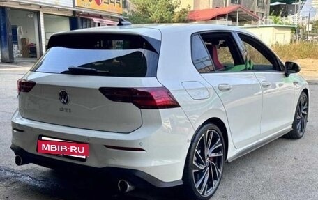 Volkswagen Golf VIII, 2023 год, 2 241 000 рублей, 4 фотография