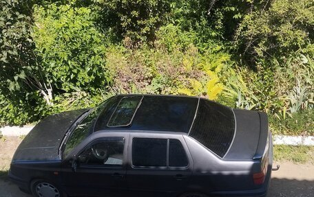 Volkswagen Vento, 1992 год, 330 000 рублей, 3 фотография