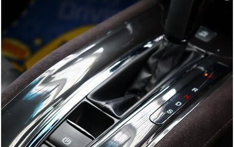 Honda Vezel, 2018 год, 1 380 000 рублей, 17 фотография