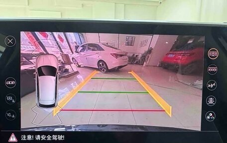 Volkswagen T-Roc I, 2023 год, 1 920 000 рублей, 15 фотография