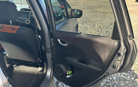 Honda Fit III, 2011 год, 700 000 рублей, 14 фотография