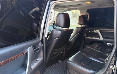 Toyota Land Cruiser 200, 2013 год, 3 890 000 рублей, 19 фотография