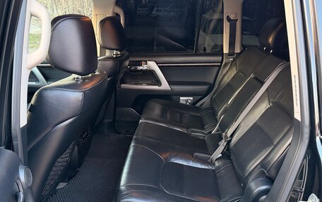 Toyota Land Cruiser 200, 2013 год, 3 890 000 рублей, 20 фотография