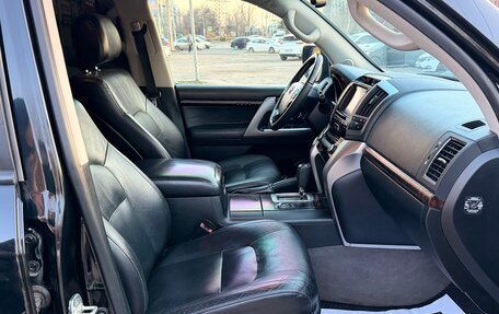 Toyota Land Cruiser 200, 2013 год, 3 890 000 рублей, 17 фотография