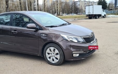 KIA Rio III рестайлинг, 2016 год, 850 000 рублей, 40 фотография