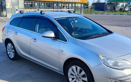 Opel Astra J, 2012 год, 950 000 рублей, 3 фотография