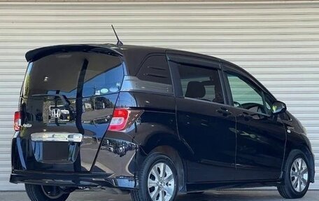 Honda Freed I, 2016 год, 988 000 рублей, 4 фотография