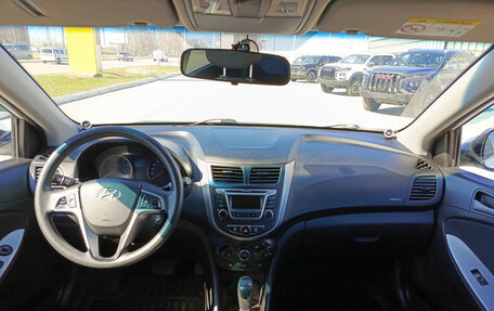 Hyundai Solaris II рестайлинг, 2015 год, 1 075 000 рублей, 14 фотография