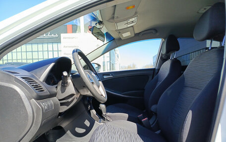 Hyundai Solaris II рестайлинг, 2015 год, 1 075 000 рублей, 16 фотография