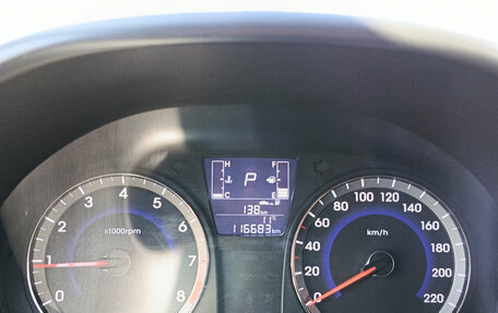 Hyundai Solaris II рестайлинг, 2015 год, 1 075 000 рублей, 13 фотография