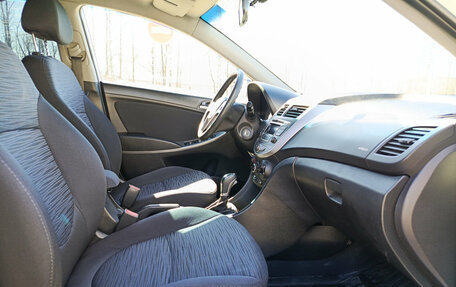 Hyundai Solaris II рестайлинг, 2015 год, 1 075 000 рублей, 11 фотография