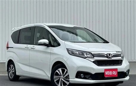 Honda Freed II, 2022 год, 1 366 000 рублей, 1 фотография