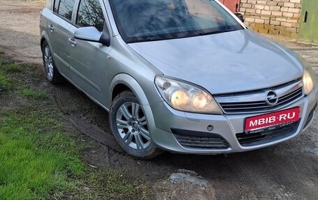 Opel Astra H, 2007 год, 205 000 рублей, 1 фотография