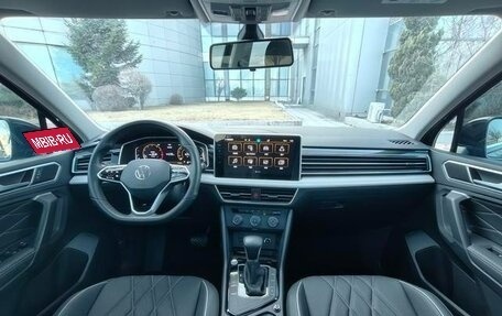 Volkswagen Tiguan II, 2022 год, 2 690 002 рублей, 7 фотография