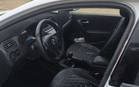 Volkswagen Polo VI (EU Market), 2019 год, 900 000 рублей, 6 фотография